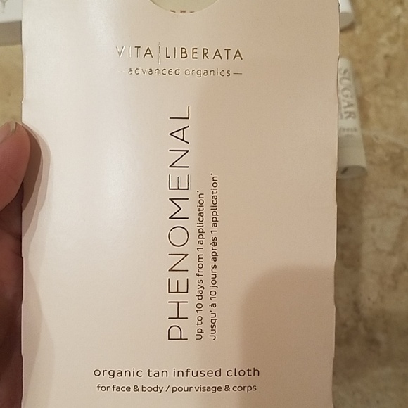 GIVEN AWAY - Cosmetics from Beauty Boxes - Picture 3 of 4